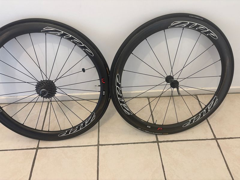 Używany Zipp 303 Firecrest 2013 bike — zdjęcie 1 z 4
