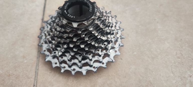 Used Shimano Cassette 11-speed 11/28 2025 bike — image 3 of 3