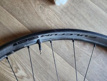 Used Fulcrum Red Zone Carbon 29" MTB Wheelset bike — image 4 of 10