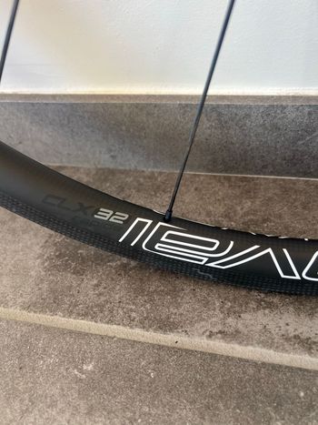 Used Roval CLX 32 Front Wheel 2021 bike — image 5 of 5