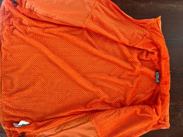 Käytetty Arc’teryx Atom Vest Phenom Medium 2024 bike — kuva 3 / 3