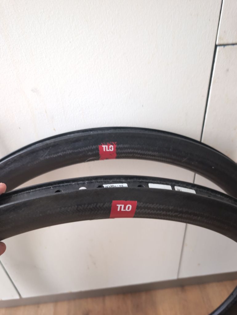 Used Schmolke Carbon TLO45 Tubular Disc Wheelset bike — image 6 of 8
