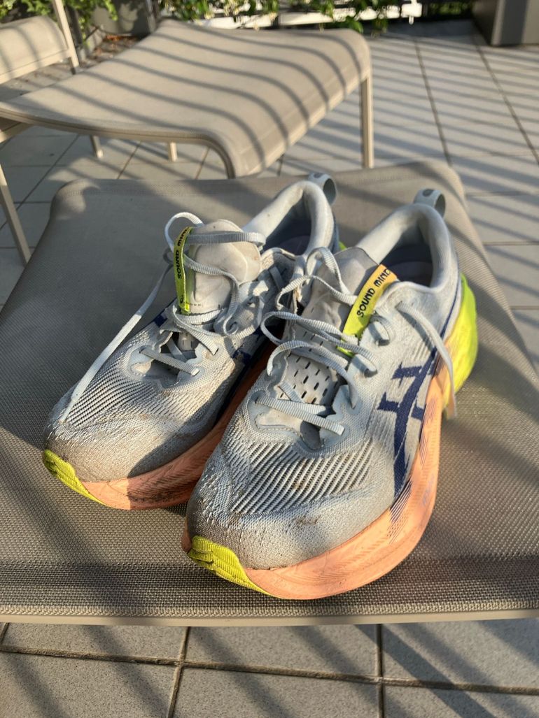 Used Asics Superblast 2 Paris 2024 bike — image 2 of 5