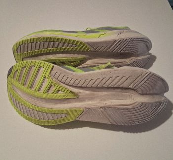 Used Adidas Adistar 4 Running Shoes 2026 bike — image 2 of 3
