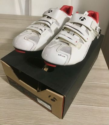Used Bontrager RACE DLX ROAD Cycling Shoes