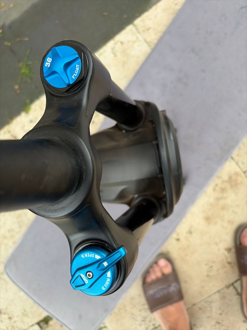 Brugt Fox 36 Performance Elite 160 mm 2023 bike — billede 3 af 4