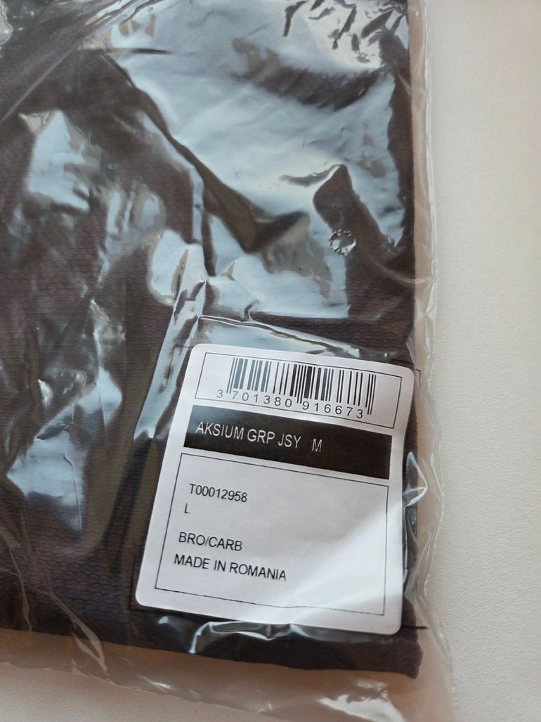 Used Mavic Aksium Graphic Bronze/Carbon Short-Sleeve Jersey bike — image 6 of 6