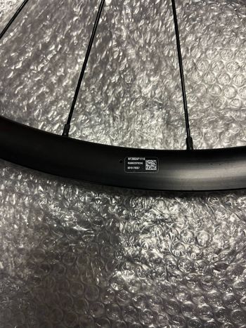 Used Fulcrum Racing 600 DB Wheelset 2025 bike — image 5 of 8