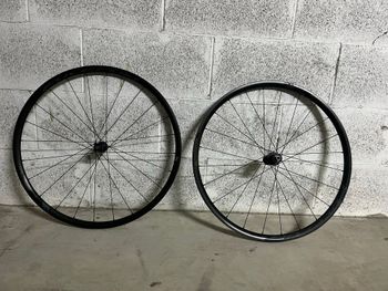 Used Fulcrum Racing 600 DB Wheelset 2025 bike — image 2 of 8