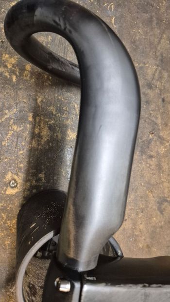 Used Giant Contact Handlebar 2025 bike — image 4 of 9