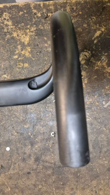 Used Giant Contact Handlebar 2025 bike — image 5 of 9