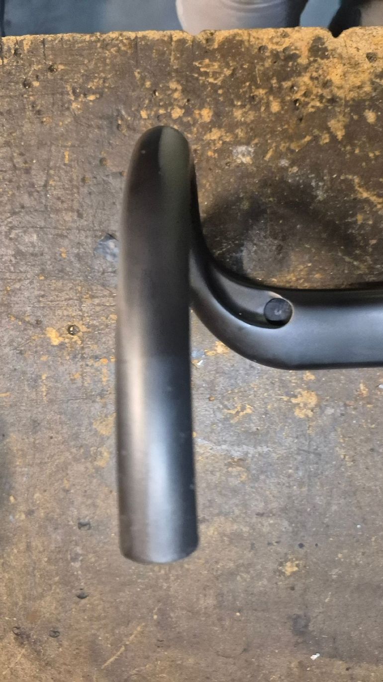 Used Giant Contact Handlebar 2025 bike — image 6 of 9