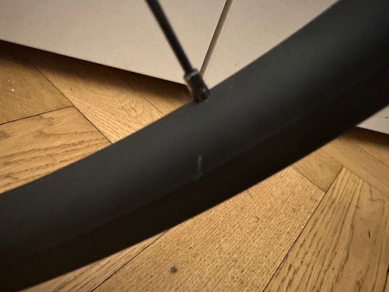 Used Dt Swiss PR 1400 DICUT 21 OXiC Wheelset 2020 bike — image 8 of 9