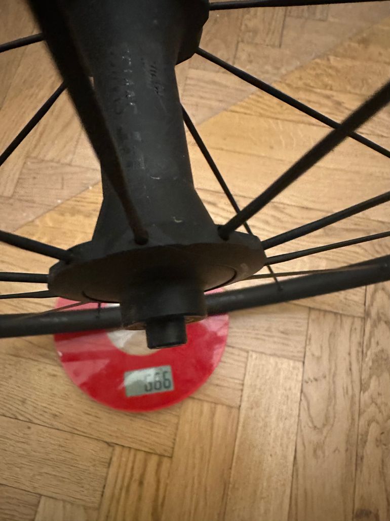 Used Dt Swiss PR 1400 DICUT 21 OXiC Wheelset 2020 bike — image 2 of 9