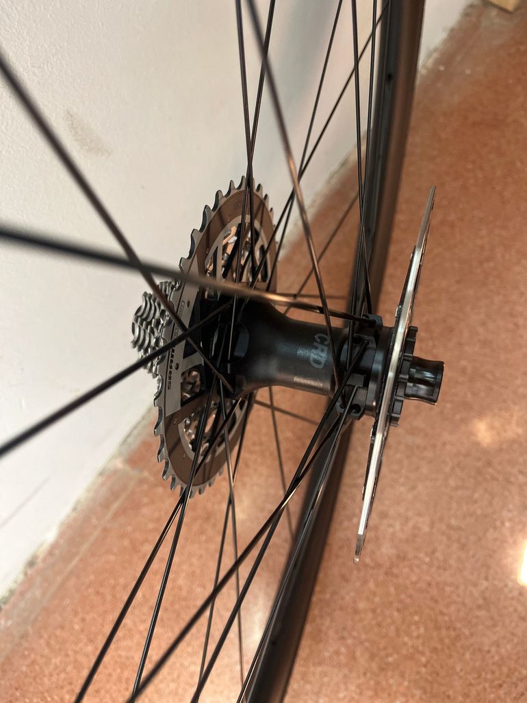 Used Bmc CRD 321 Carbon Tubeless 700c Wheelset bike — image 6 of 6