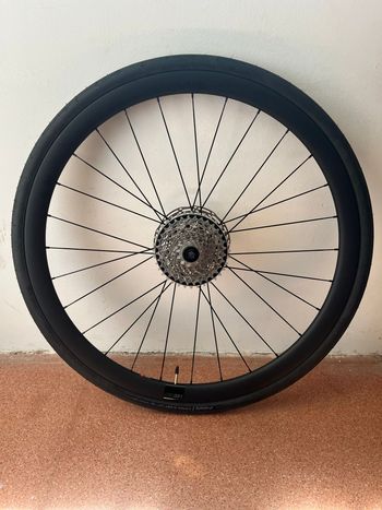 Used Bmc CRD 321 Carbon Tubeless 700c Wheelset bike — image 5 of 6