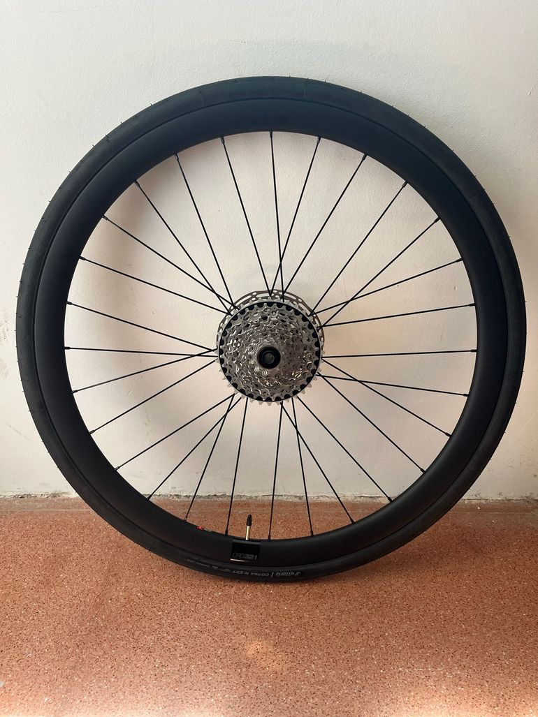 Used Bmc CRD 321 Carbon Tubeless 700c Wheelset bike — image 5 of 6