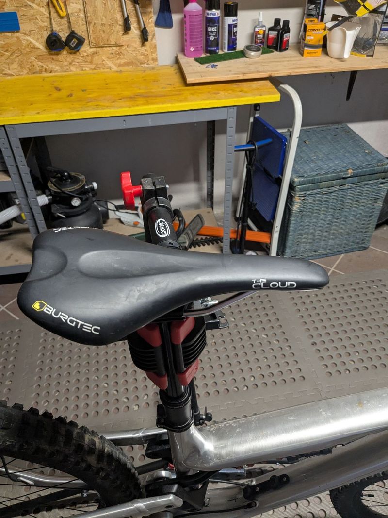 Used Burgtec The Cloud Sattel Saddles & Seatposts