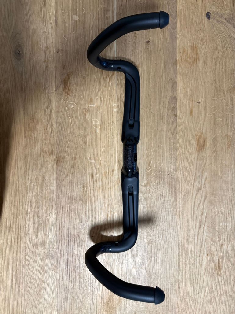 Used Enve SES AR Handlebar 2025 bike — image 1 of 4