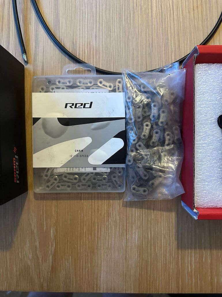 Used Sram Red D1 Groupset 2024 bike — image 9 of 10
