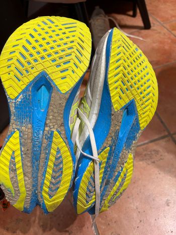 Used Saucony endorphin speed 4 bike — image 2 of 2