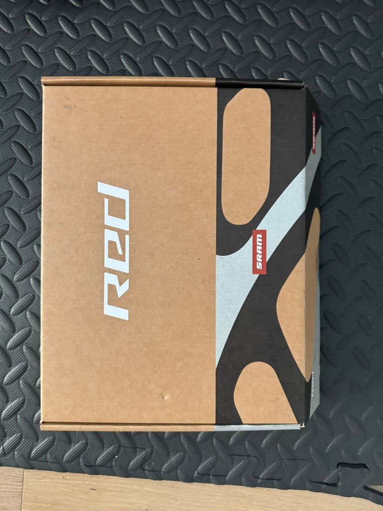 Used Sram Never used RED 170mm cranks 2026 bike — image 7 of 7