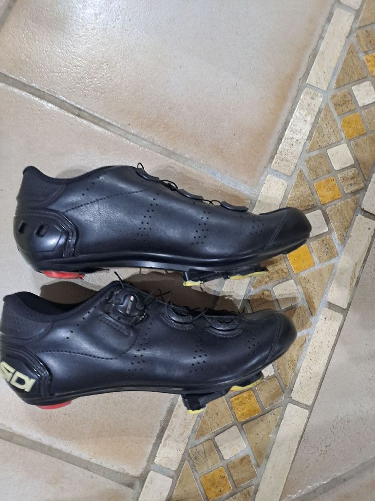 Used Sidi Fast 2025 bike — image 2 of 6