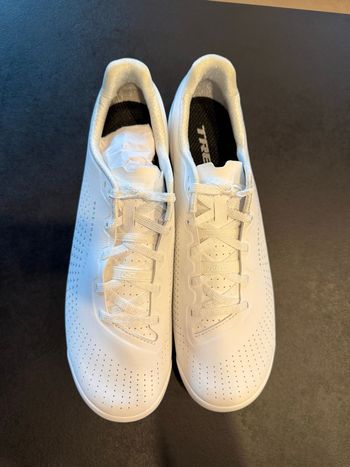 Used Trek lace shoes 2026 bike — image 2 of 3