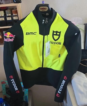 Used Assos Tudor Habu Redbull 2025 Cycling Clothing