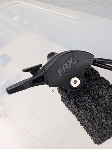 Used FOX Remote Lockout 2Pos Dual Pull '18 Fork