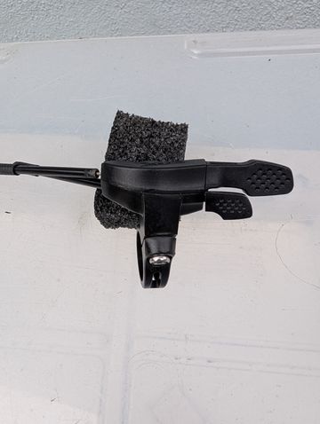 Used Fox Remote Lockout 2Pos Dual Pull 18 bike — image 2 of 4