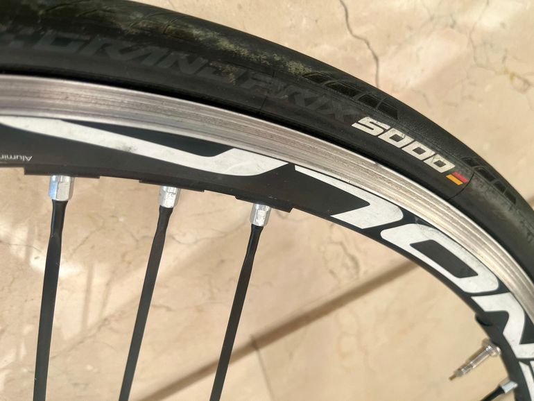 Used Campagnolo Shamal Ultra Dark Label USB bike — image 7 of 8