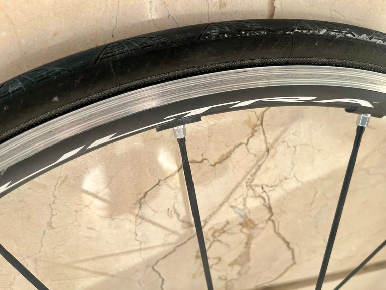 Used Campagnolo Shamal Ultra Dark Label USB bike — image 6 of 8