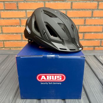 Used ABUS Fietshelm Urban-I 3.0 MIPS Velvet Black M 52-58 2026 bike