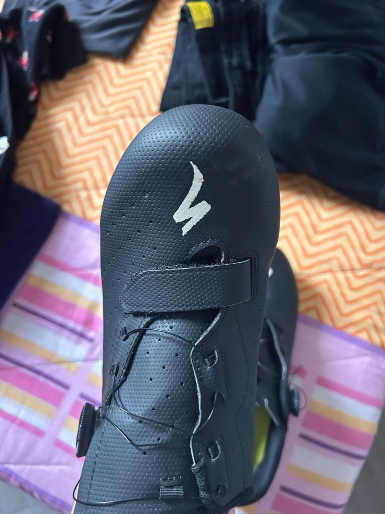 Used Specialized Torch 1.0 Road Shoes bike — image 2 of 5