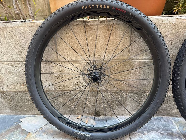 Used Roval Control SL Carbon Wheelset ~1,240gr 2020 bike — image 2 of 7