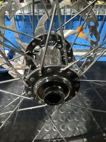 Gebrauchtes Dt Swiss 466D Wheelset 2020 bike — Bild 10 von 15