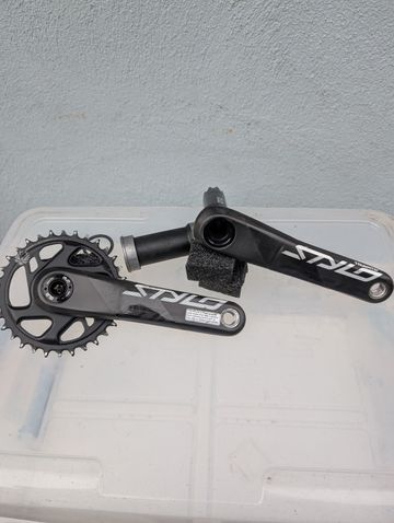 Used Truvativ Stylo 1x 32t 175mm Drivetrain & Pedals