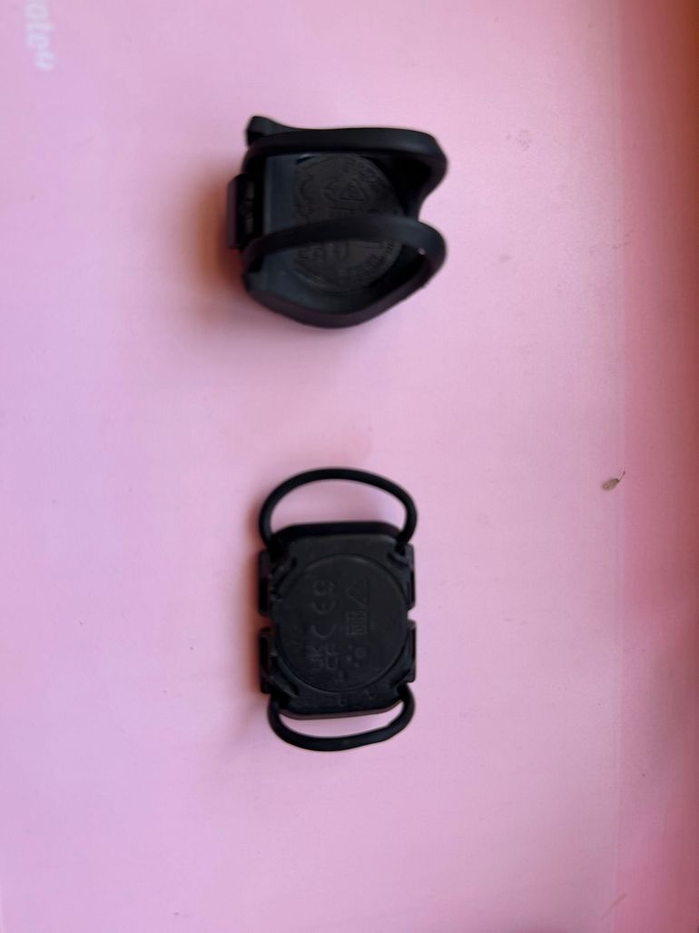 Used Garmin Kit Sensores de Velocidade e Cadência 2 bike — image 2 of 4