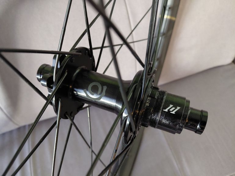 Used Crankbrothers Synthesis Enduro Carbon Wheelset 2026 bike — image 3 of 3