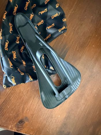 Used sella gelu s1 S-1 Carbon Saddle 2026 bike — image 2 of 3