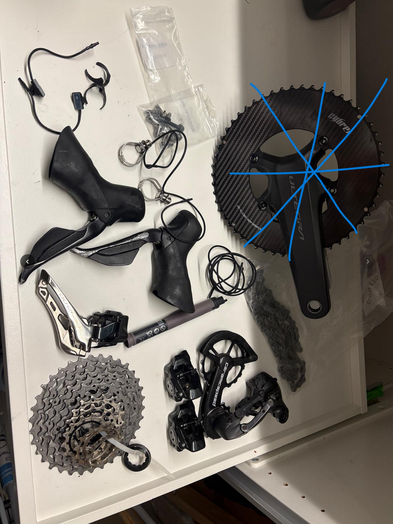 Used Shimano Ultegra R8100 / Dura-Ace R9200 12-speed Di2 Groupset bike — image 1 of 13