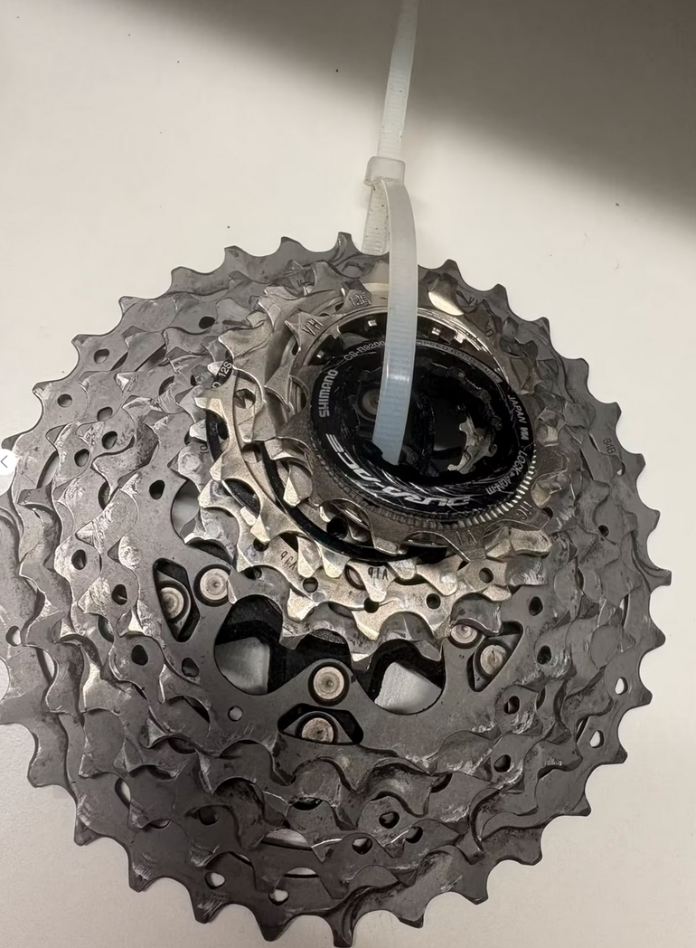 Used Shimano Ultegra R8100 / Dura-Ace R9200 12-speed Di2 Groupset bike — image 3 of 14