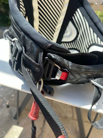 Used Dakine Pyro Kite bike — image 2 of 7