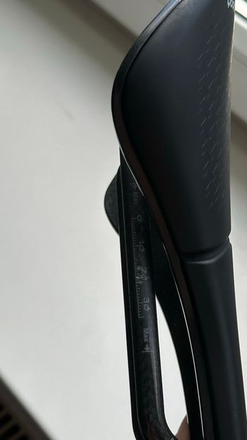 Used Prologo Scratch M5 Carbon 2025 bike — image 5 of 5