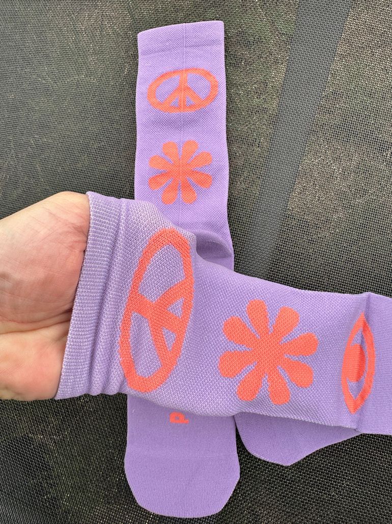 Used Pacific & Co Peace Performance Socks Pacific & Co Running Socks Peace bike — image 2 of 3