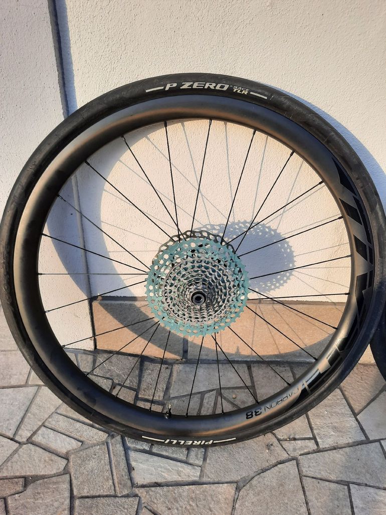 Used Spada Tivan Carbon XR 38mm bike — image 2 of 11