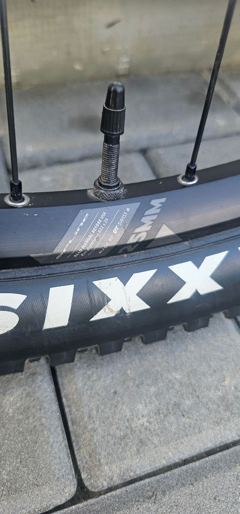 Used Dt Swiss M1900 Spline Rear 2024 bike — image 5 of 5