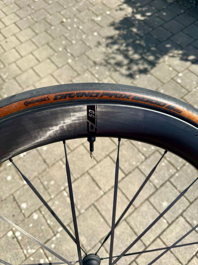 Used Cadex 50 Ultra Tubeless bike — image 5 of 5