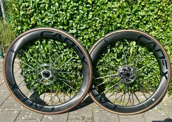 Used Cadex 50 Ultra Tubeless bike
